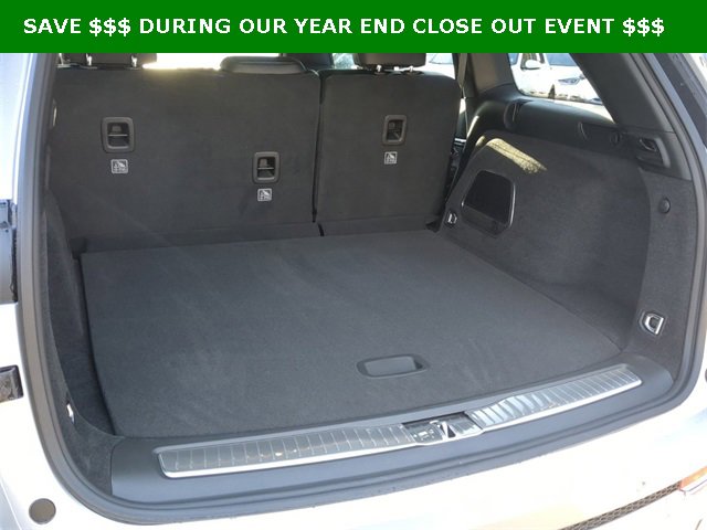 New 2024 Jeep Grand Cherokee Overland w/ Advanced Protech Group III image 18