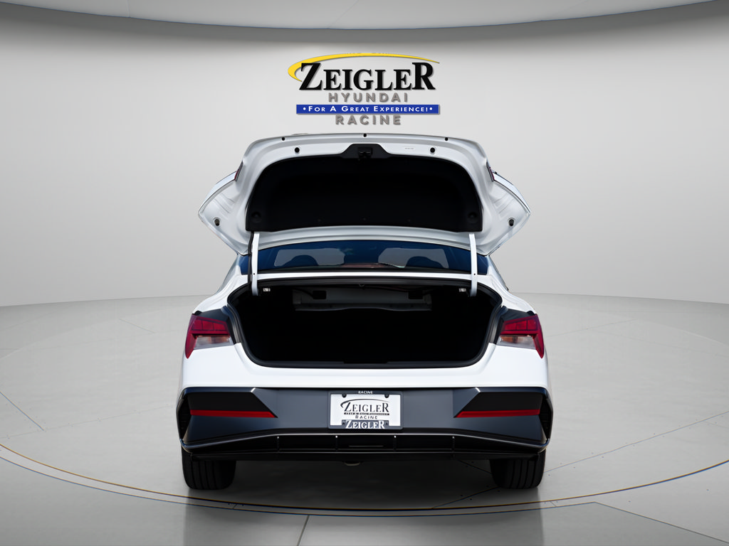 Certified 2026 Hyundai Elantra SEL Sport Premium FWD image 10
