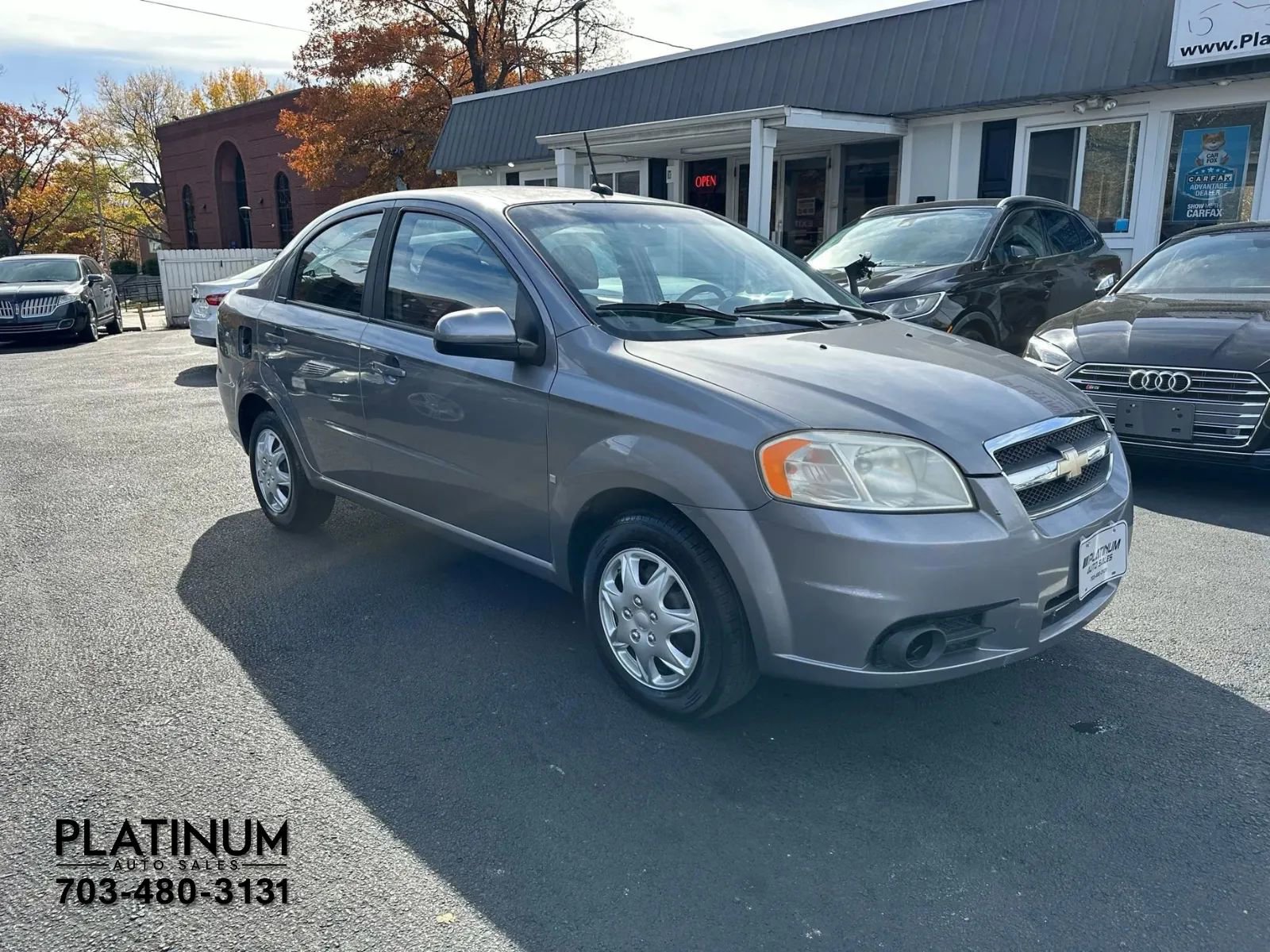 Used 2009 Chevrolet Aveo LT w/ Power and Convenience Package image 4
