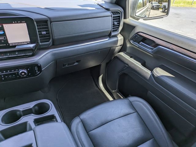 Used 2024 GMC Sierra 1500 SLT image 17