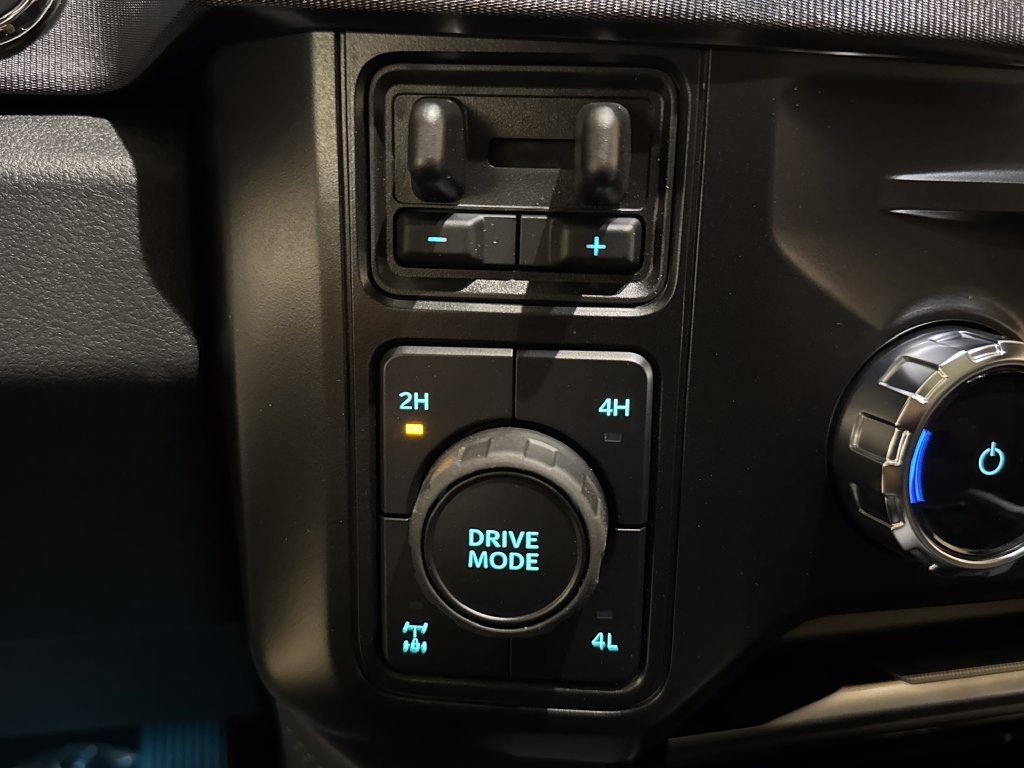 New 2026 Ford F250 Platinum AWD/4WD image 31