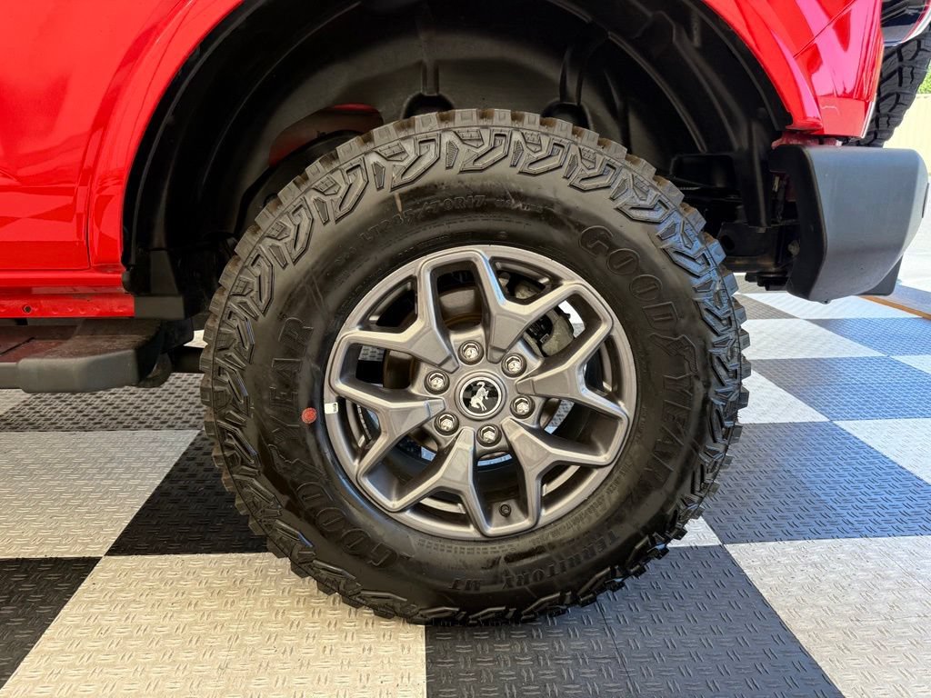 Used 2023 Ford Bronco Outer Banks AWD/4WD image 12