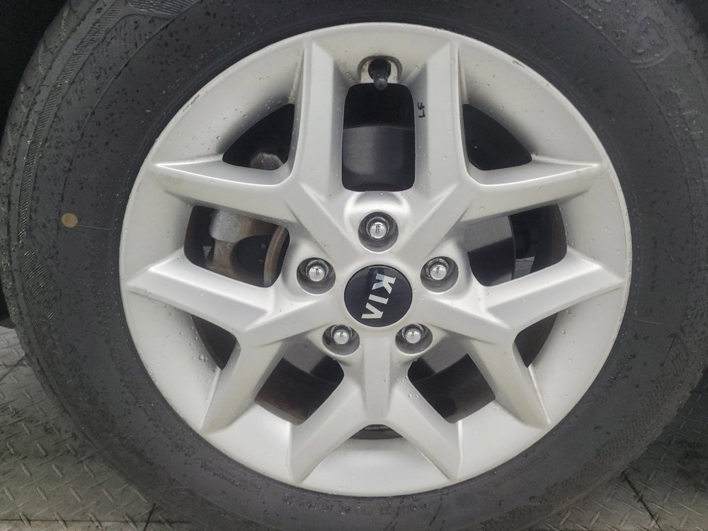 Used 2020 Kia Soul S FWD image 31