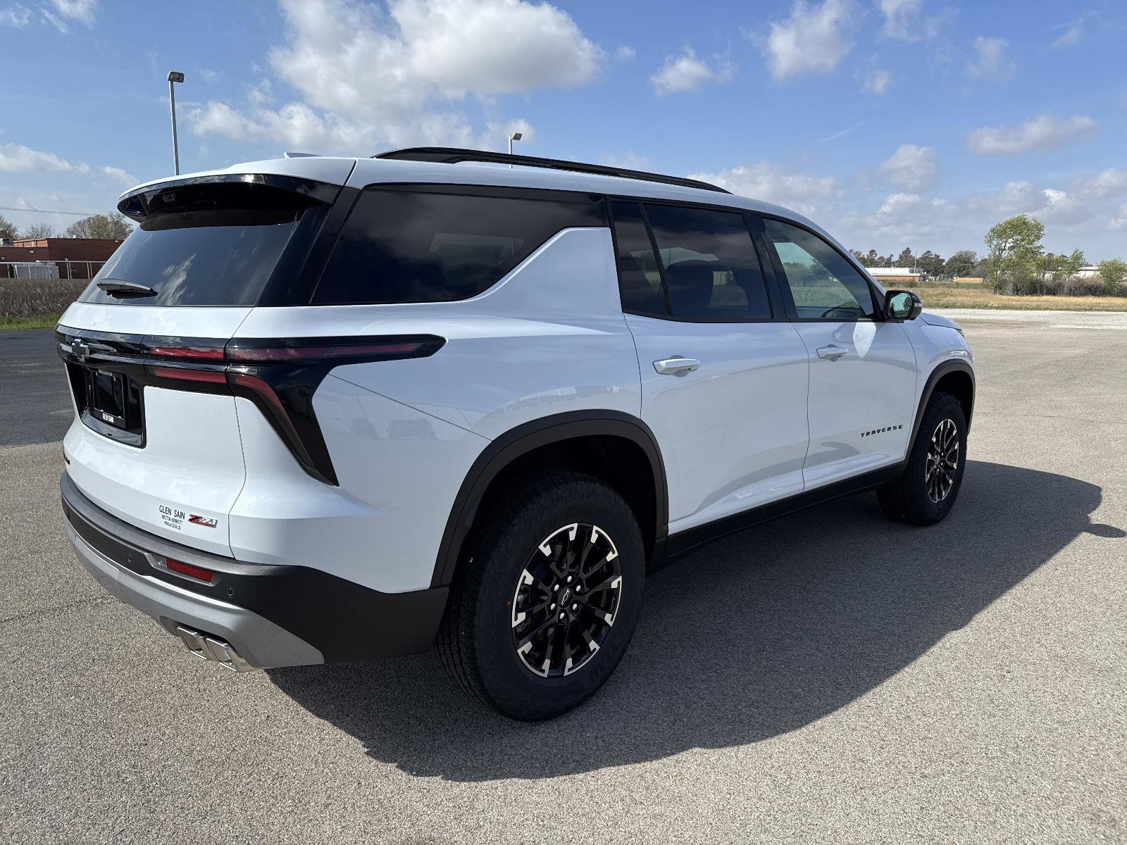 New 2026 Chevrolet Traverse Z71 w/ Driver Confidence Package image 7