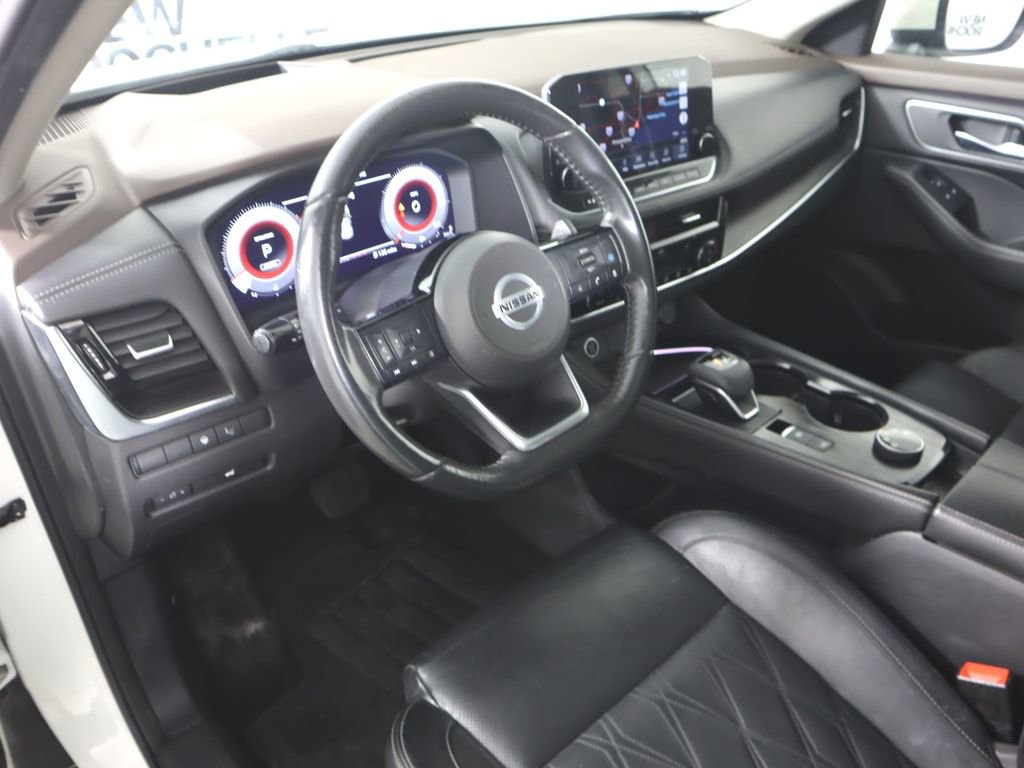 Used 2021 Nissan Rogue Platinum AWD/4WD image 9