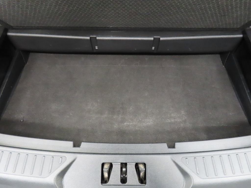 Used 2024 Ford Explorer ST w/ Technology Package AWD/4WD image 38