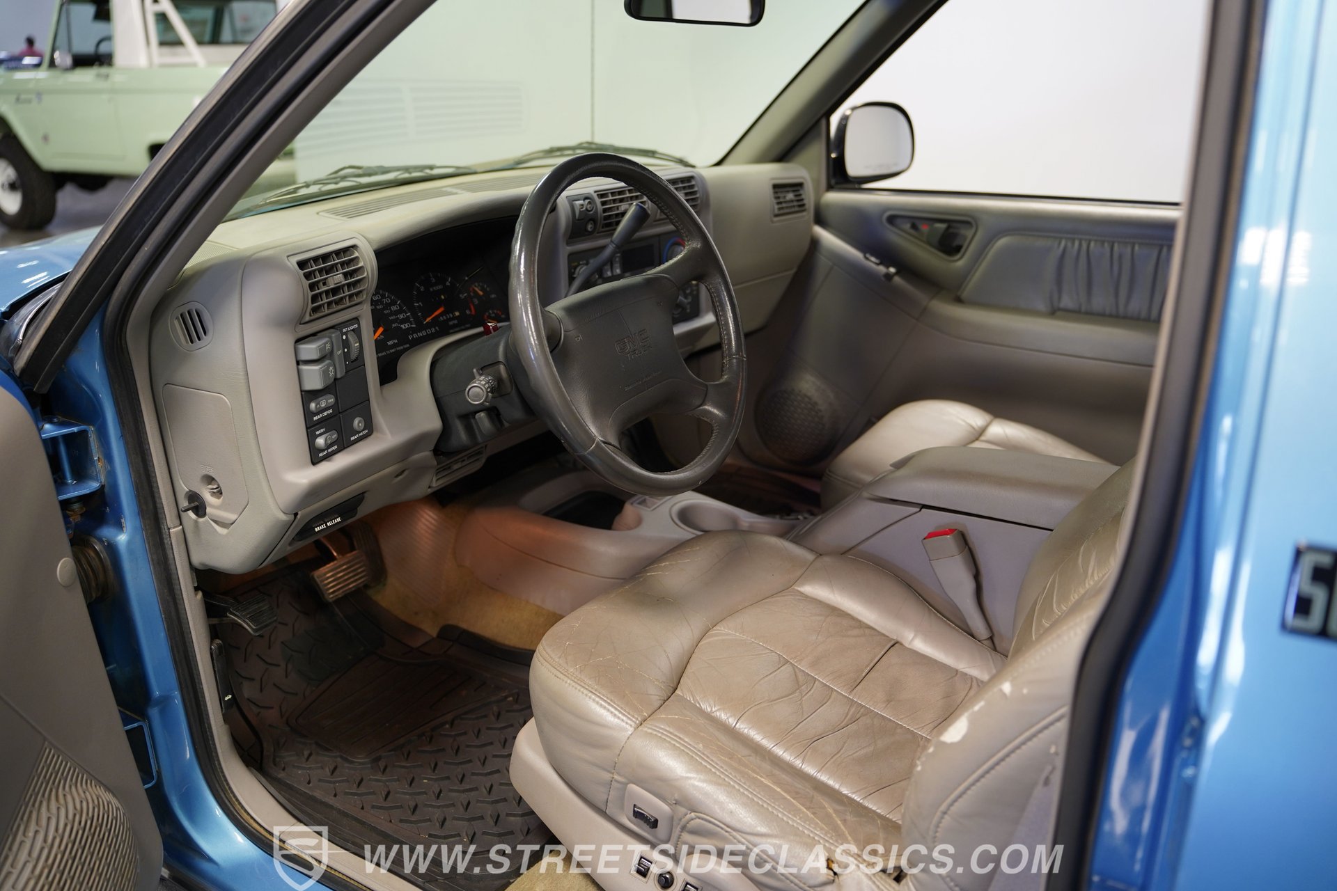 Used 1996 GMC Jimmy SLT AWD/4WD image 4