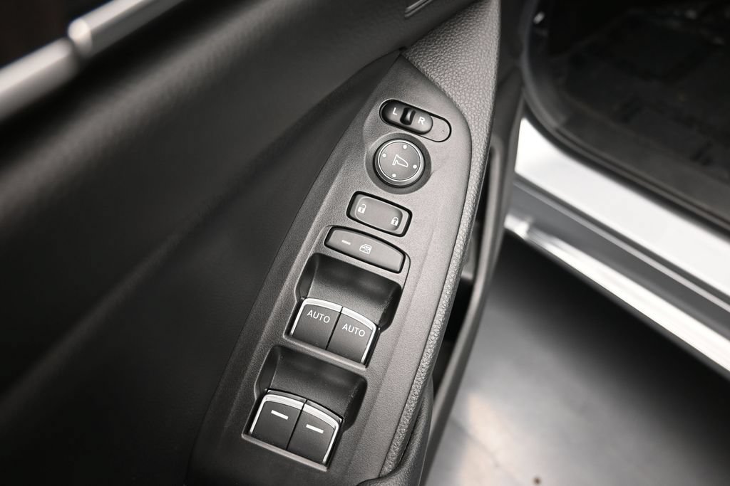 Used 2021 Honda Accord Touring image 19
