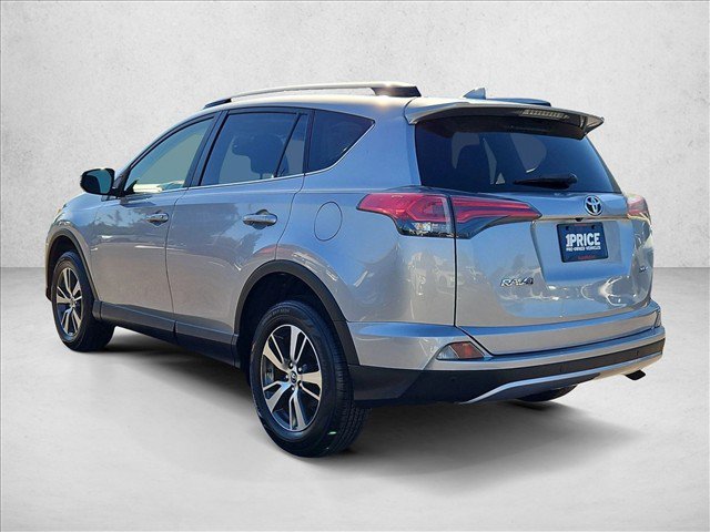 Used 2018 Toyota RAV4 XLE FWD image 8