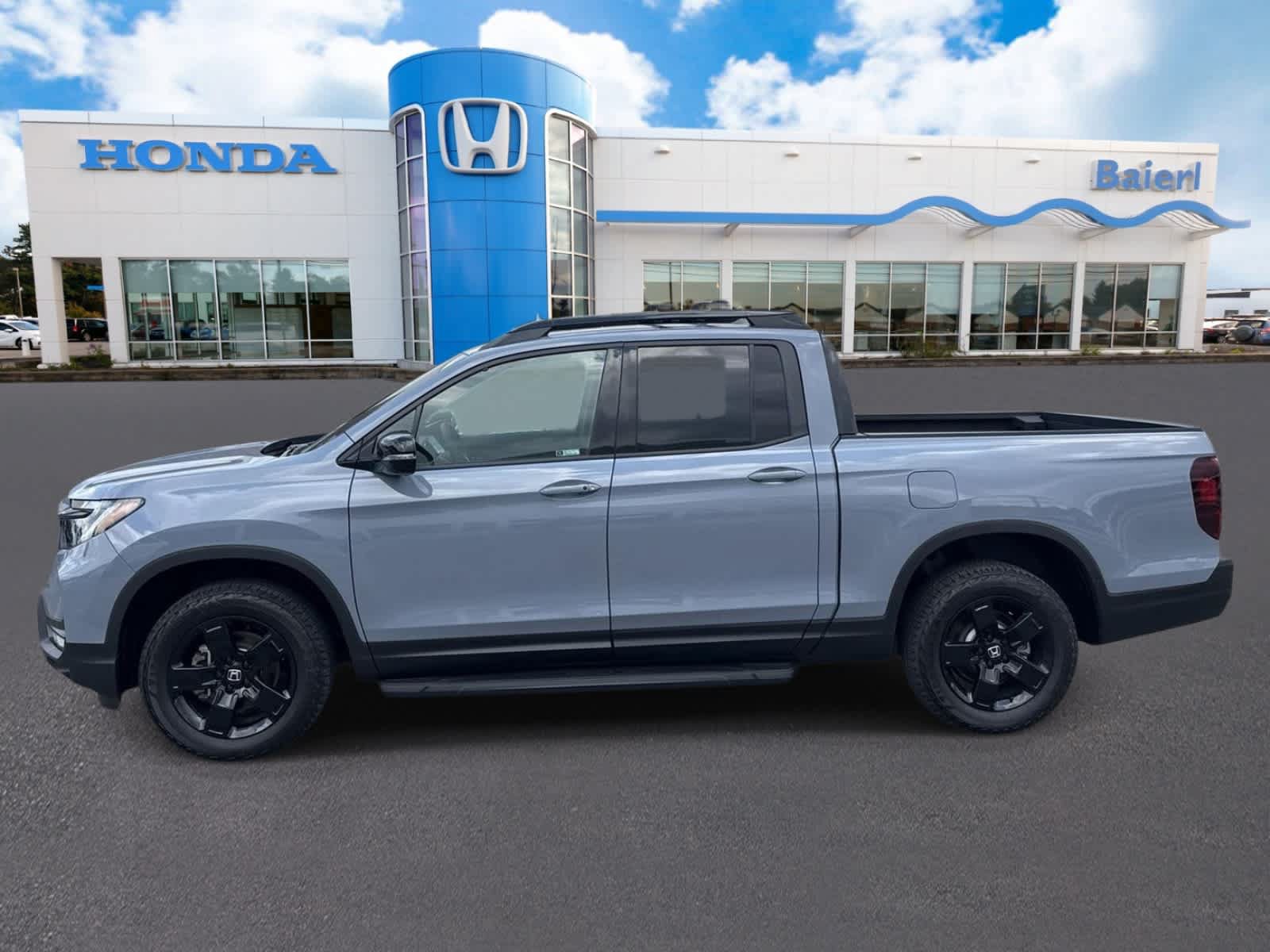 Used 2026 Honda Ridgeline Black Edition image 2