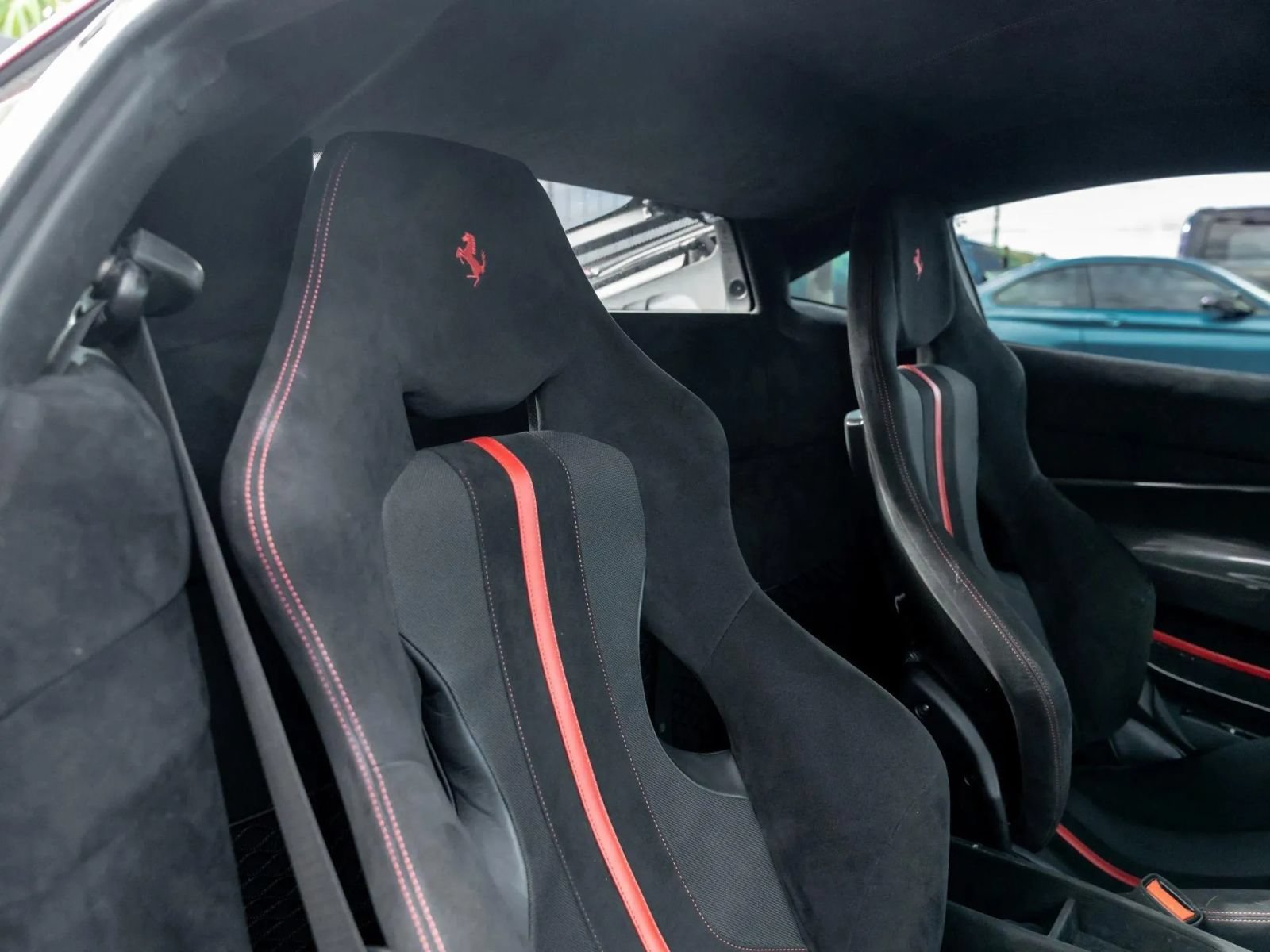 Used 2019 Ferrari 488 Pista Coupe RWD image 19