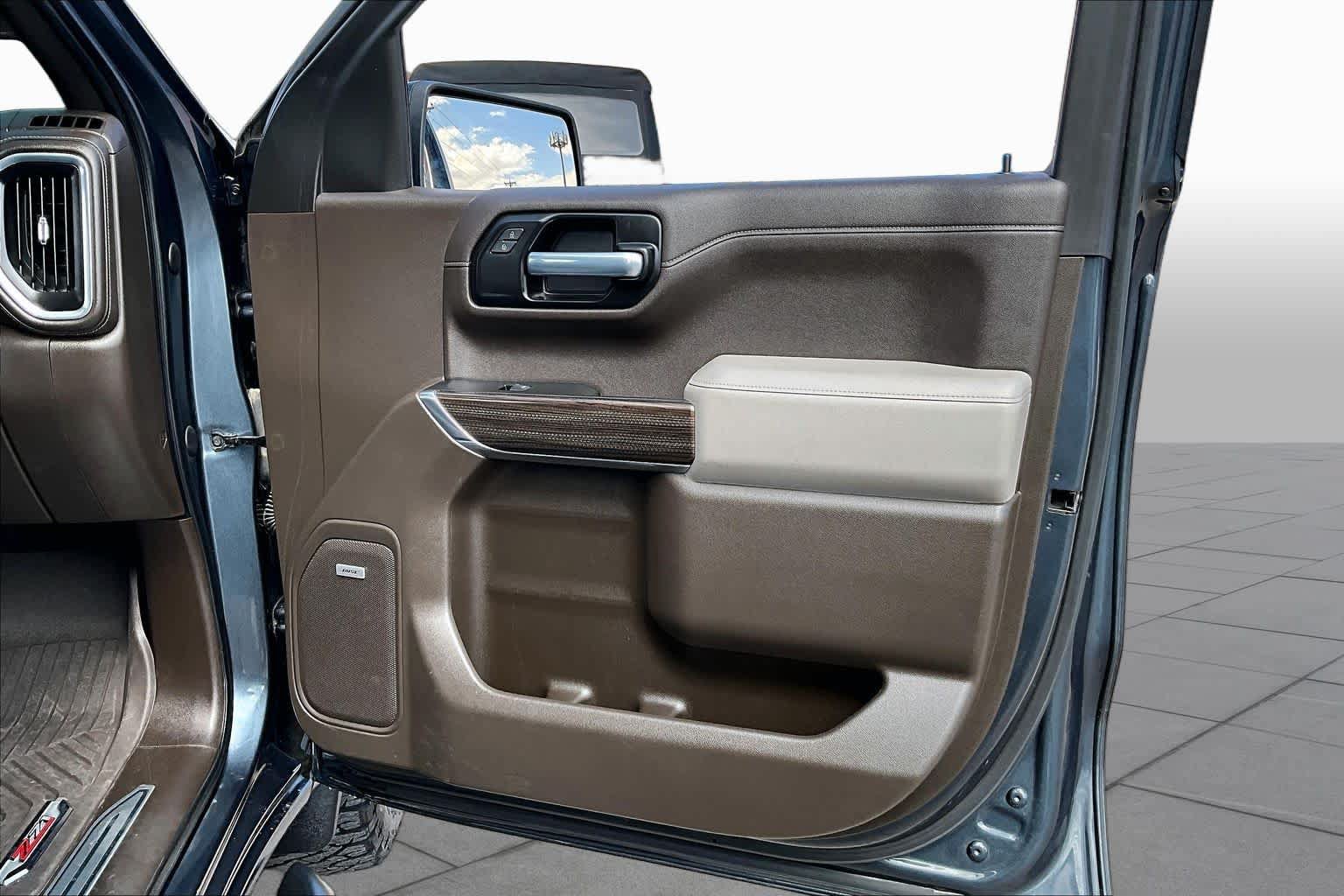 Used 2021 Chevrolet Silverado 1500 LT Trail Boss w/ Convenience Package II AWD/4WD image 22