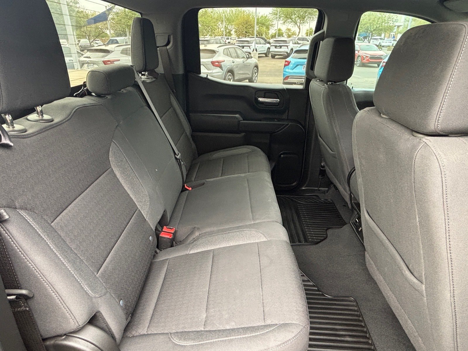 Used 2024 Chevrolet Silverado 1500 Custom w/ Turbomax Blackout Package AWD/4WD image 28