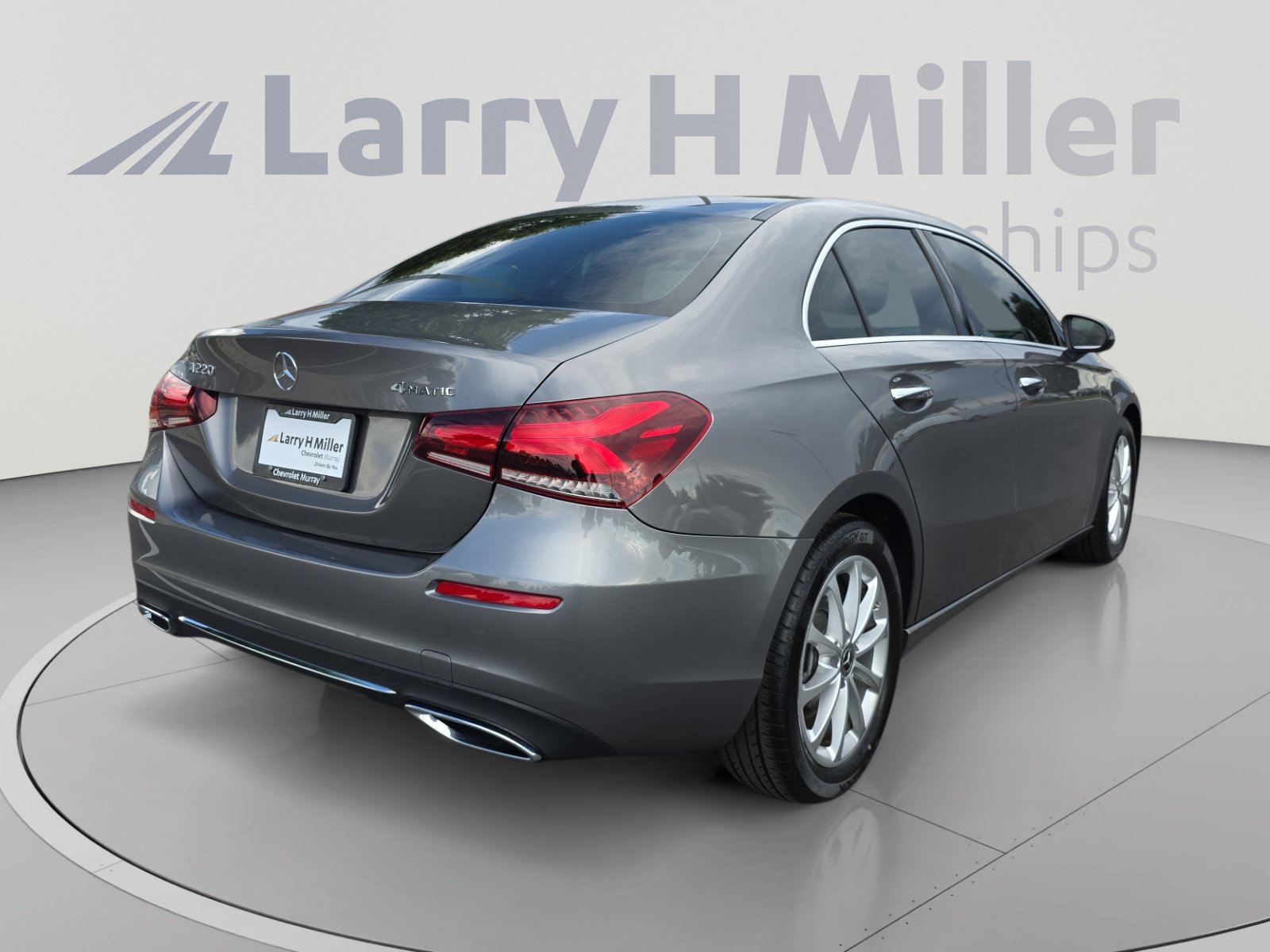 Used 2021 Mercedes-Benz A 220 4MATIC w/ Premium Package image 5