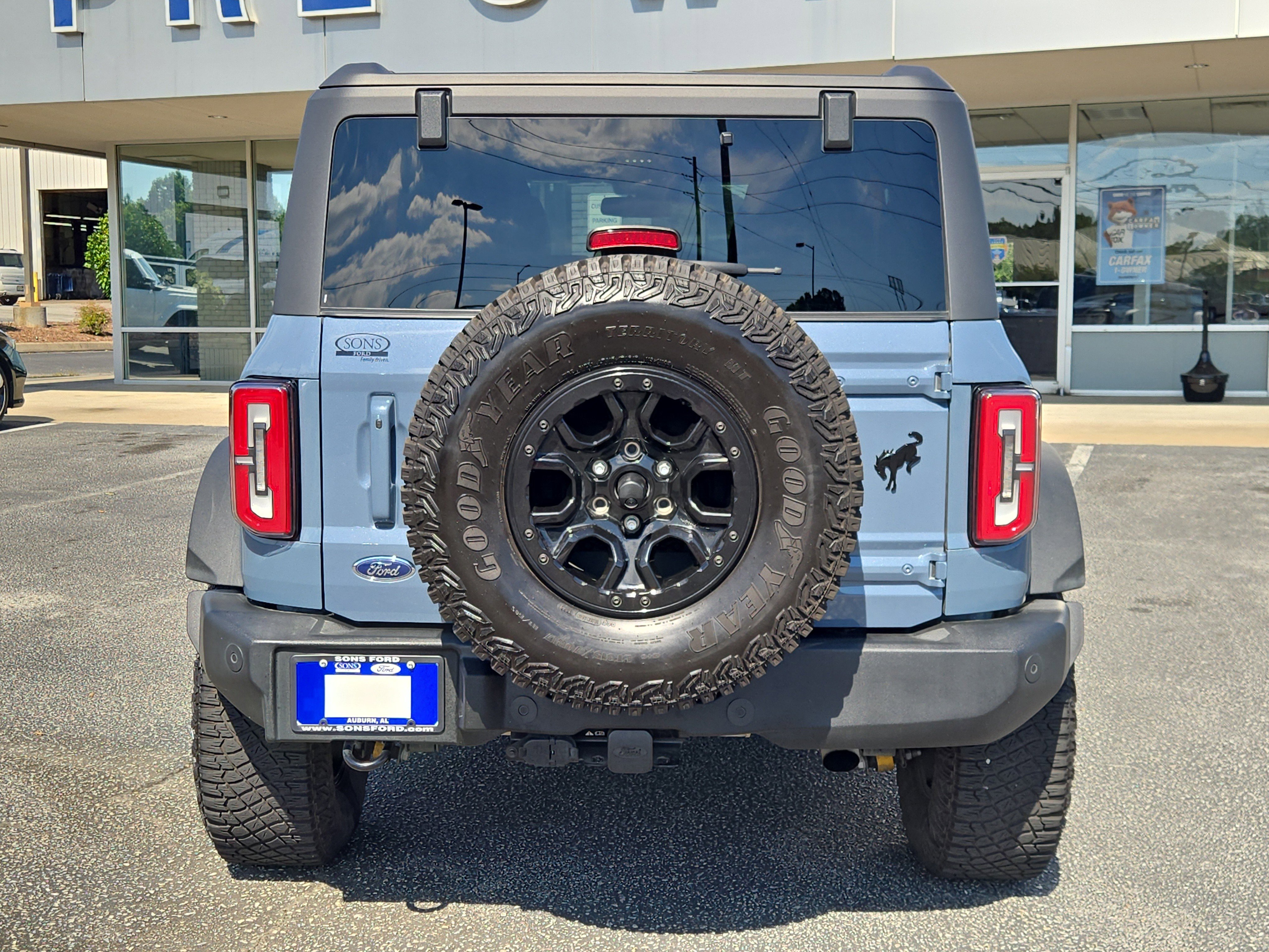Used 2023 Ford Bronco Outer Banks w/ Sasquatch Package AWD/4WD image 8