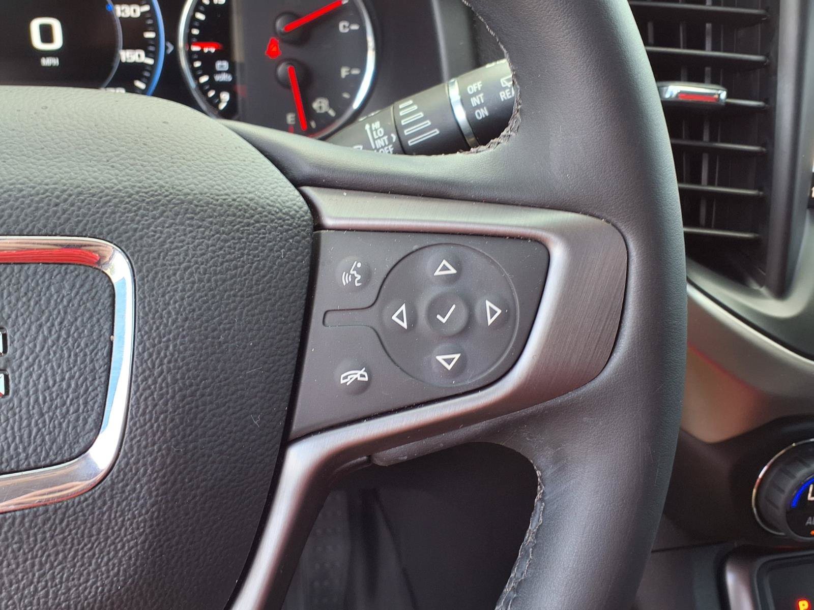 Certified 2023 GMC Acadia AT4 w/ Technology Package AWD/4WD image 24