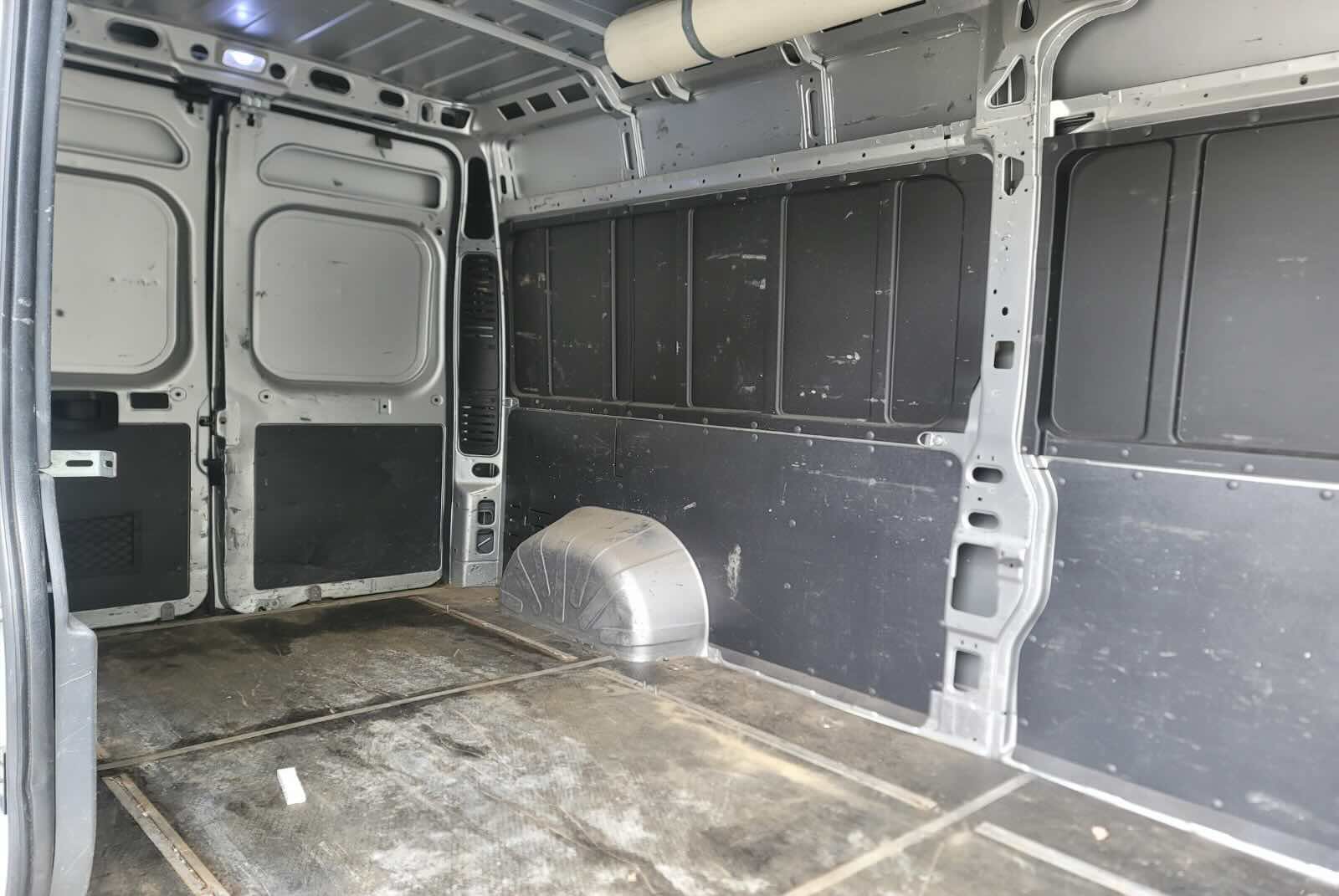 Used 2019 RAM ProMaster 2500 w/ Interior Convenience Group FWD image 16