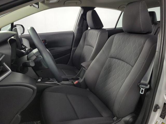 Used 2025 Toyota Corolla LE FWD image 13