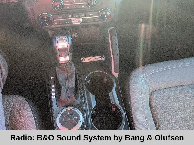 Used 2022 Ford Bronco Outer Banks image 6