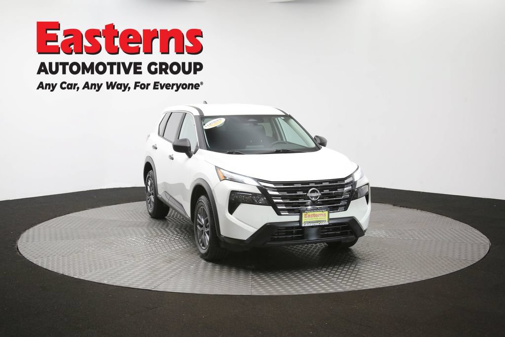 Used 2024 Nissan Rogue S AWD/4WD image 51