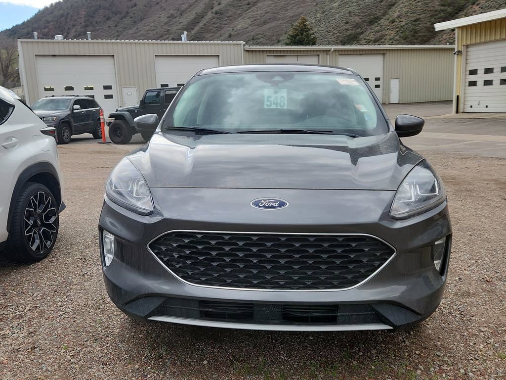 Used 2022 Ford Escape SEL w/ Equipment Group 302A image 2