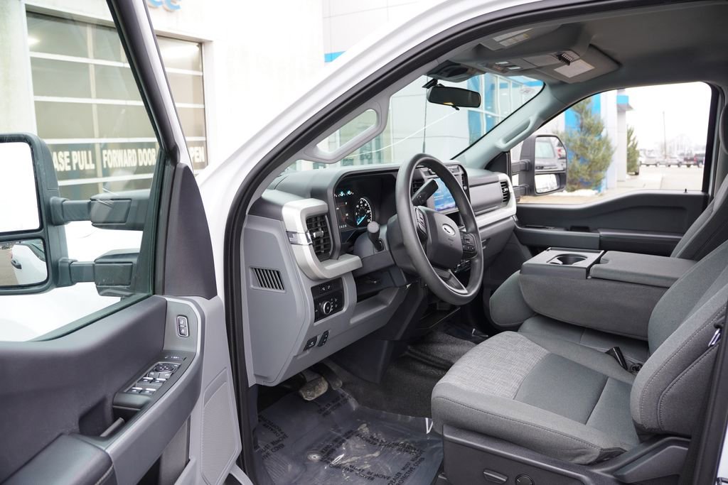 Certified 2024 Ford F250 XLT w/ FX4 Off-Road Package image 16