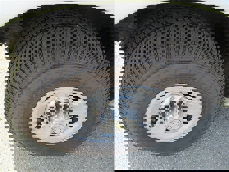 Used 2014 Chevrolet Express 2500 image 37