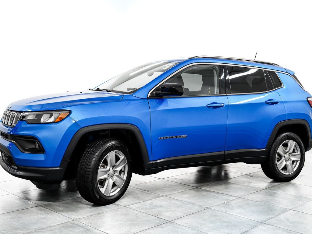 Used 2022 Jeep Compass Latitude AWD/4WD image 4