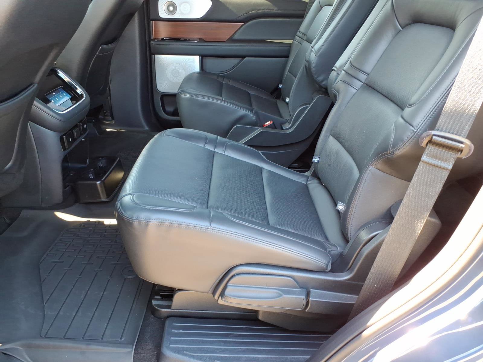 Used 2022 Lincoln Navigator Reserve AWD/4WD image 14