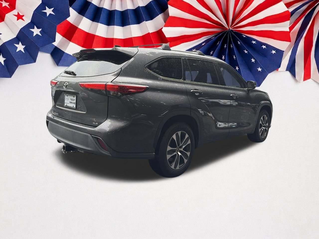 Used 2022 Toyota Highlander XLE FWD image 27