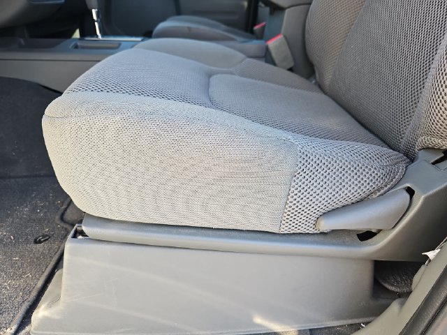 Used 2019 Nissan Frontier SV w/ Value Truck Package RWD image 16