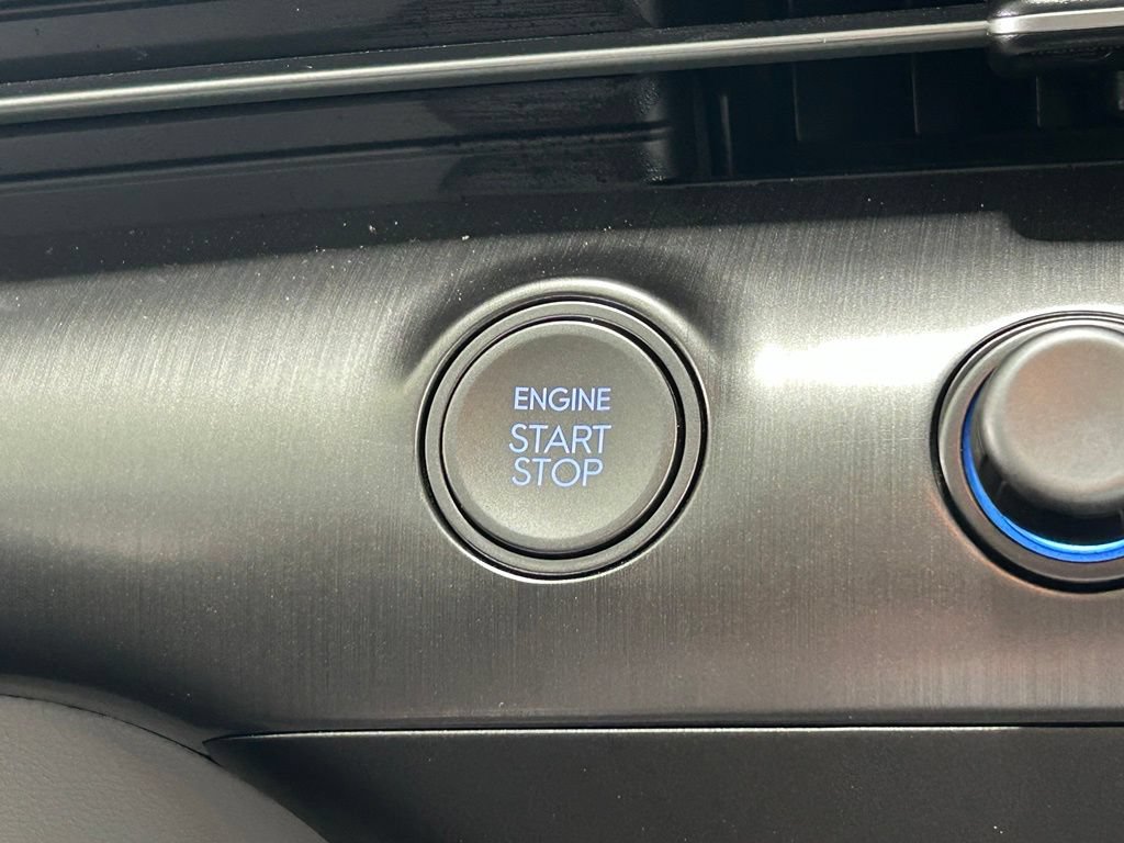 Used 2024 Hyundai Kona SEL FWD image 16