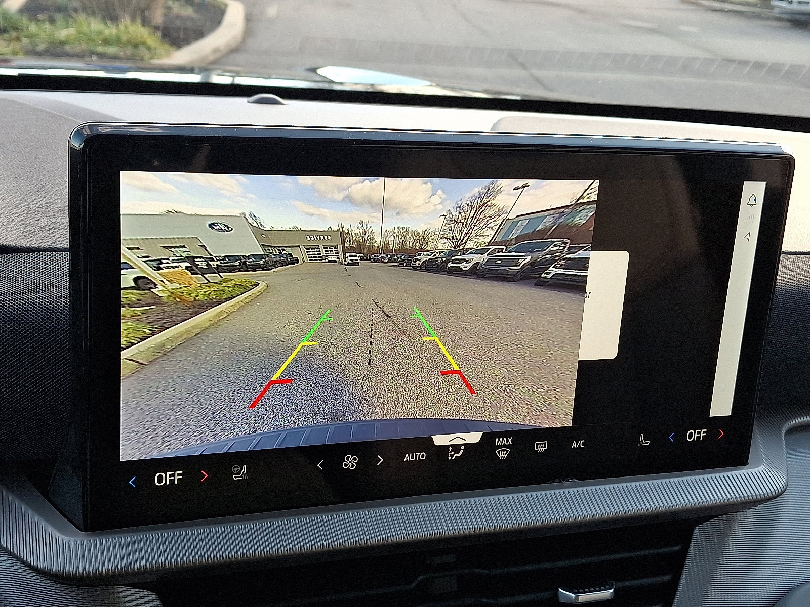 New 2026 Ford Explorer Active w/ Active Comfort Package AWD/4WD image 18