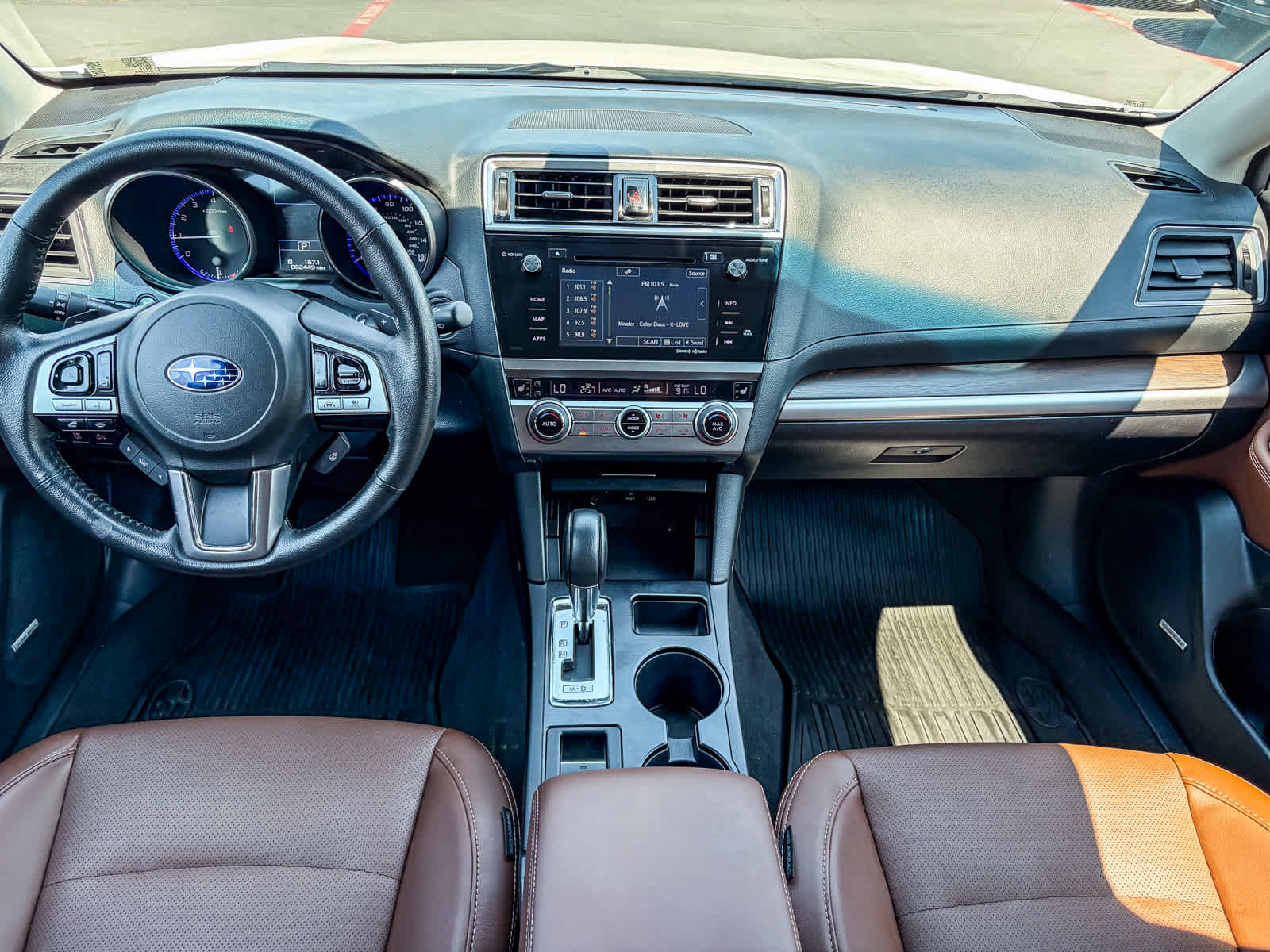 Used 2017 Subaru Outback 3.6R Touring AWD/4WD image 11