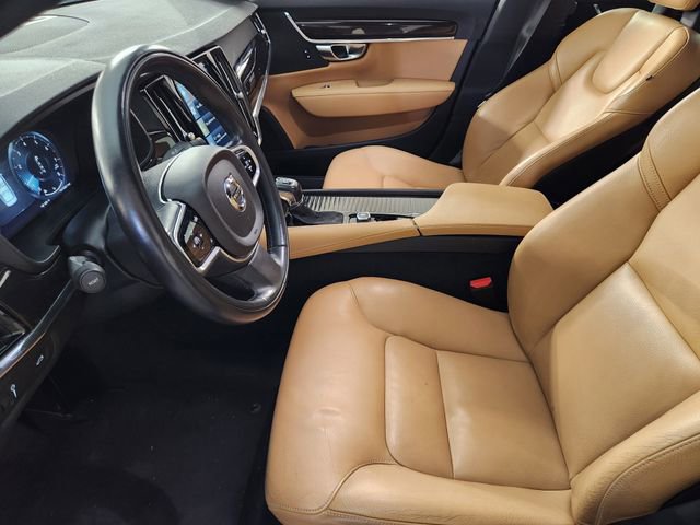 Used 2018 Volvo S90 T5 Momentum w/ Convenience Package FWD image 14