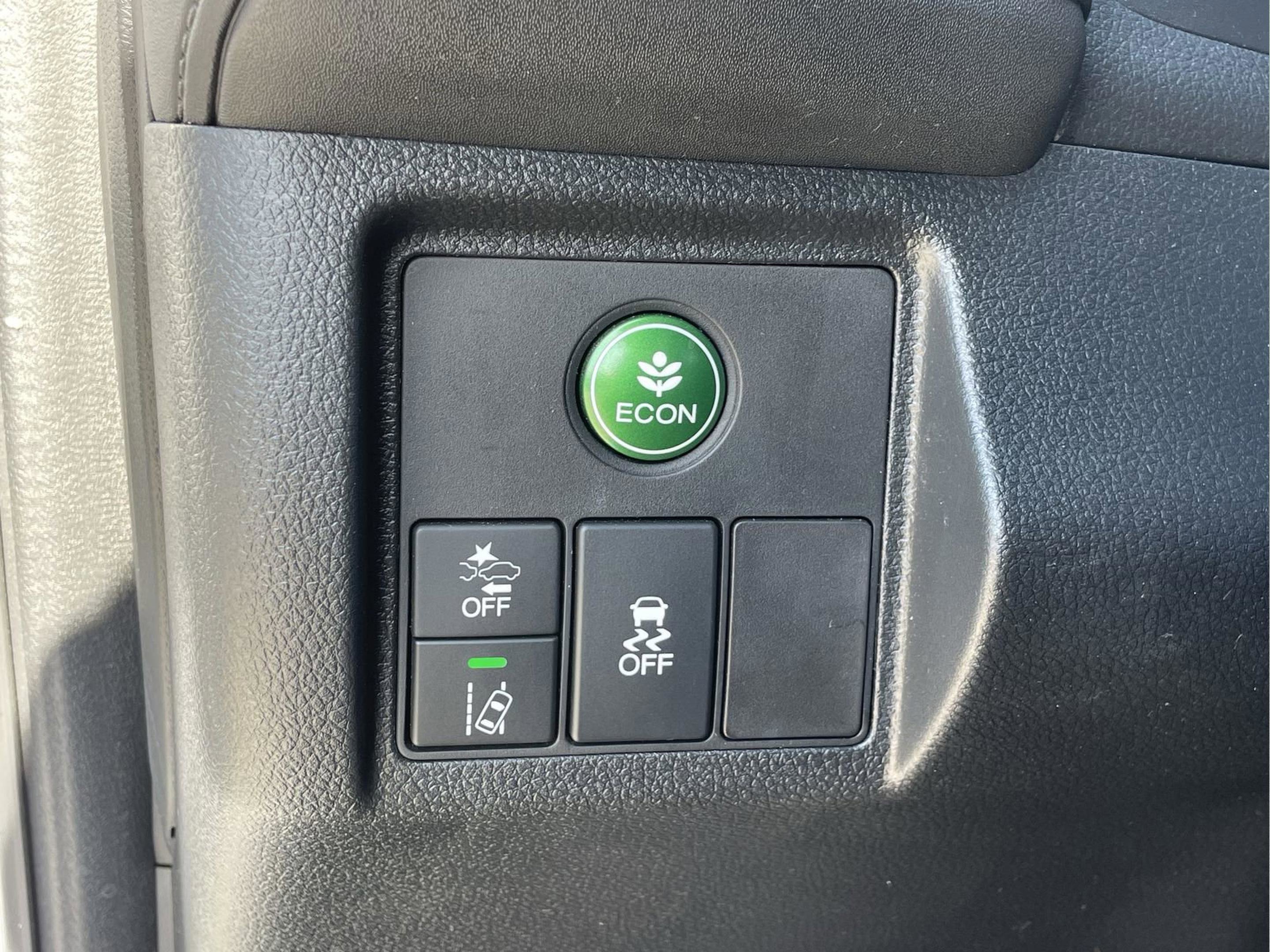 Certified 2022 Honda HR-V EX image 30