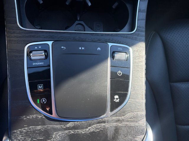 Used 2020 Mercedes-Benz GLC 300 4MATIC image 19