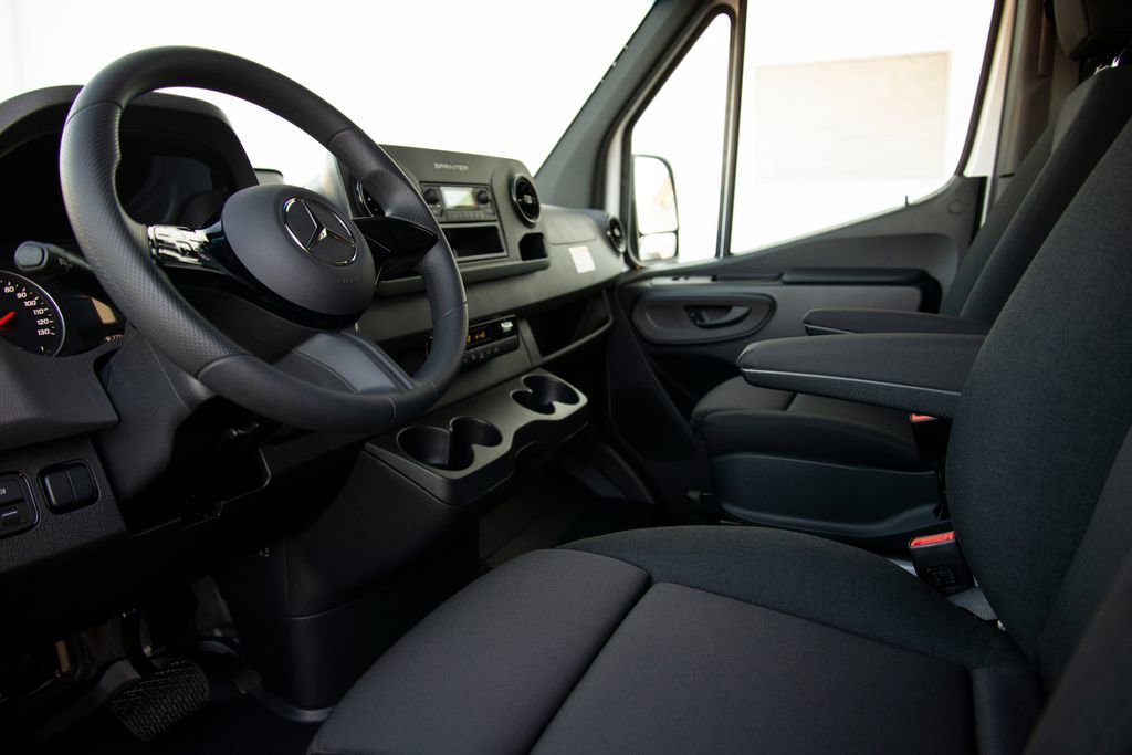 New 2026 Mercedes-Benz Sprinter 2500 image 11