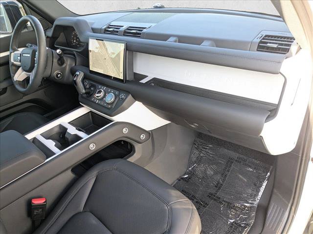 Certified 2025 Land Rover Defender 110 S AWD/4WD image 24