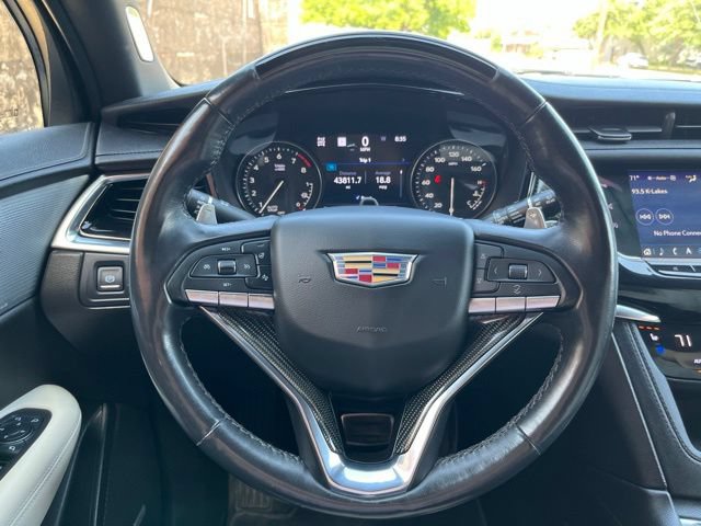 Used 2023 Cadillac XT6 Sport w/ Technology Package AWD/4WD image 28