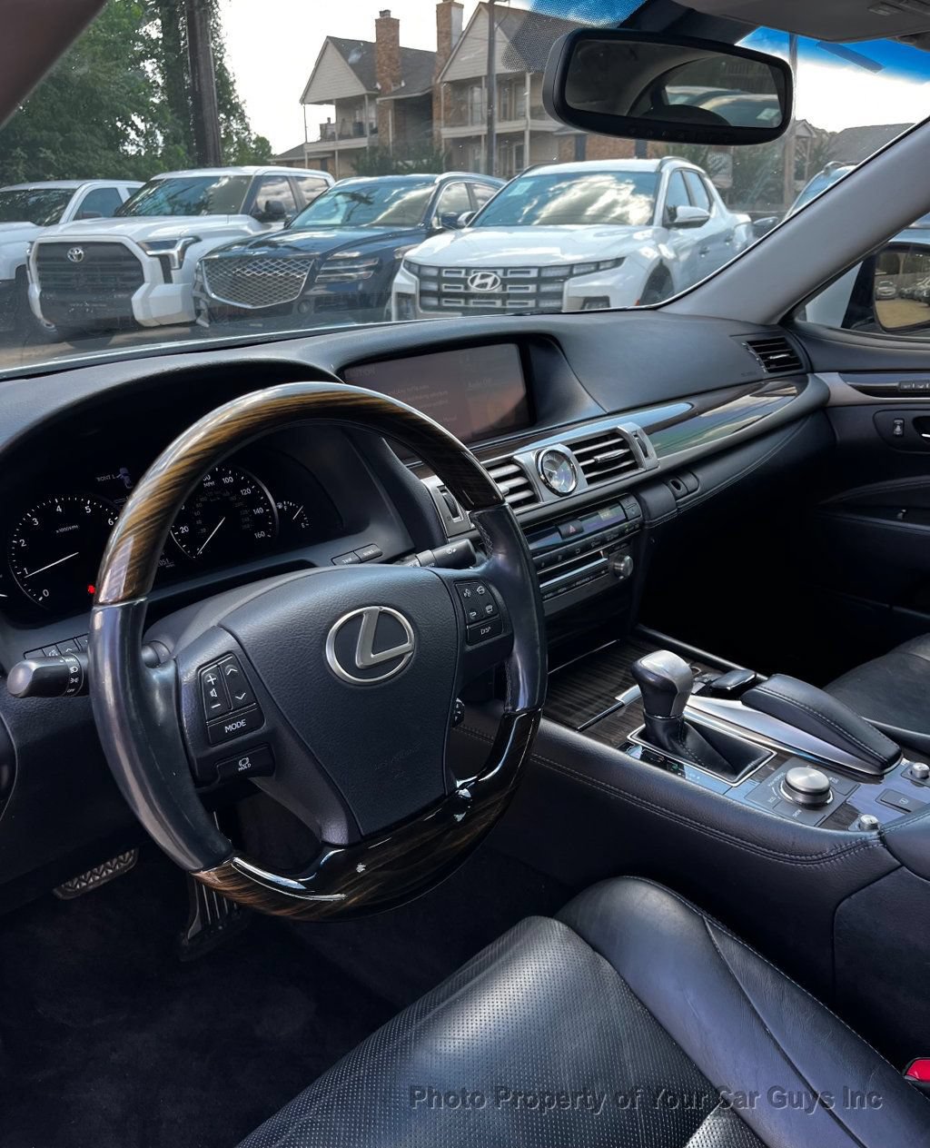 Used 2013 Lexus LS 460 w/ Comfort Pkg RWD image 15
