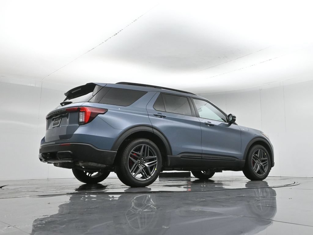 New 2026 Ford Explorer ST-Line w/ ST-Line Street Pack RWD image 48