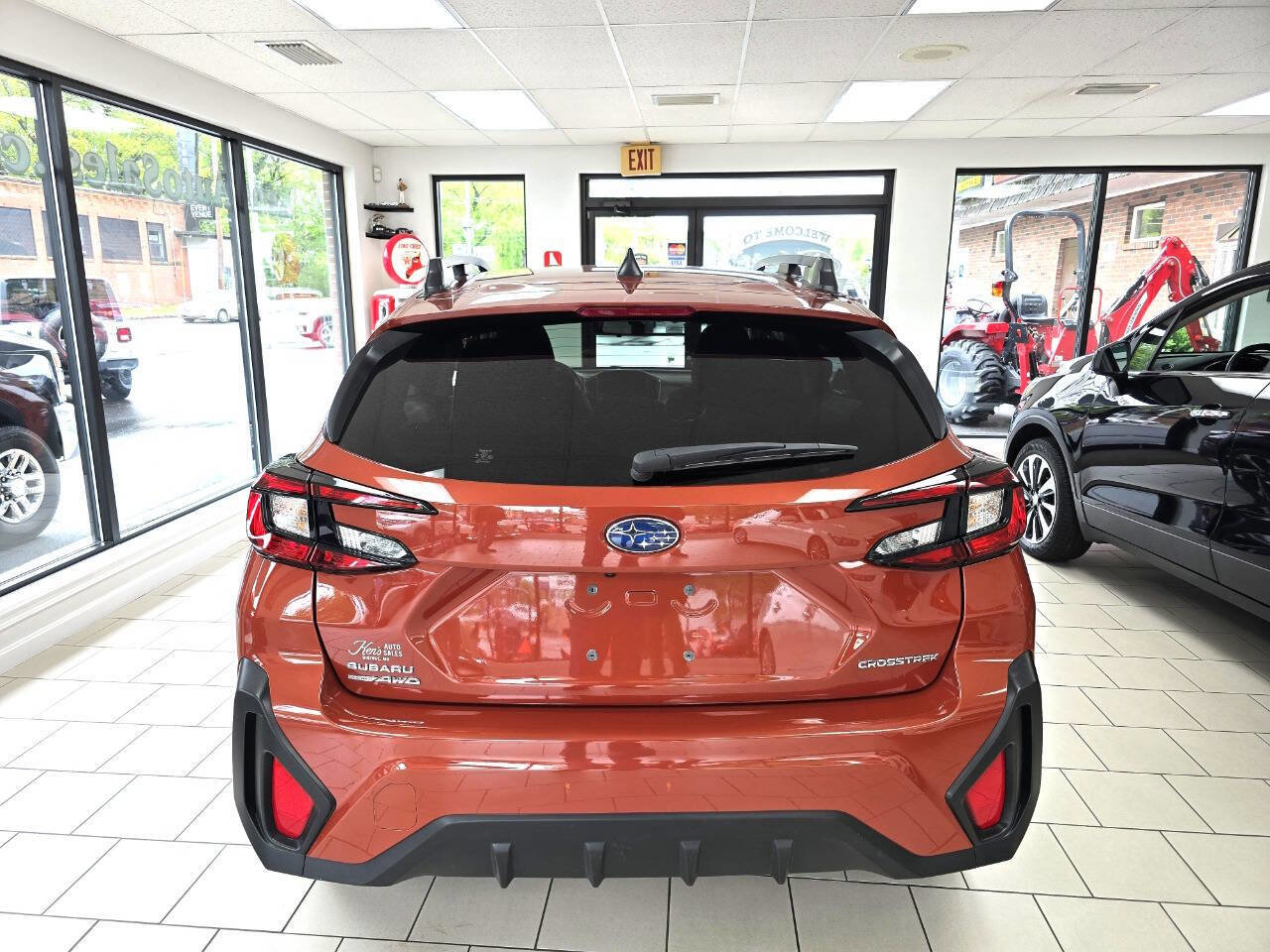 Used 2024 Subaru Crosstrek 2.0i Premium AWD/4WD image 13