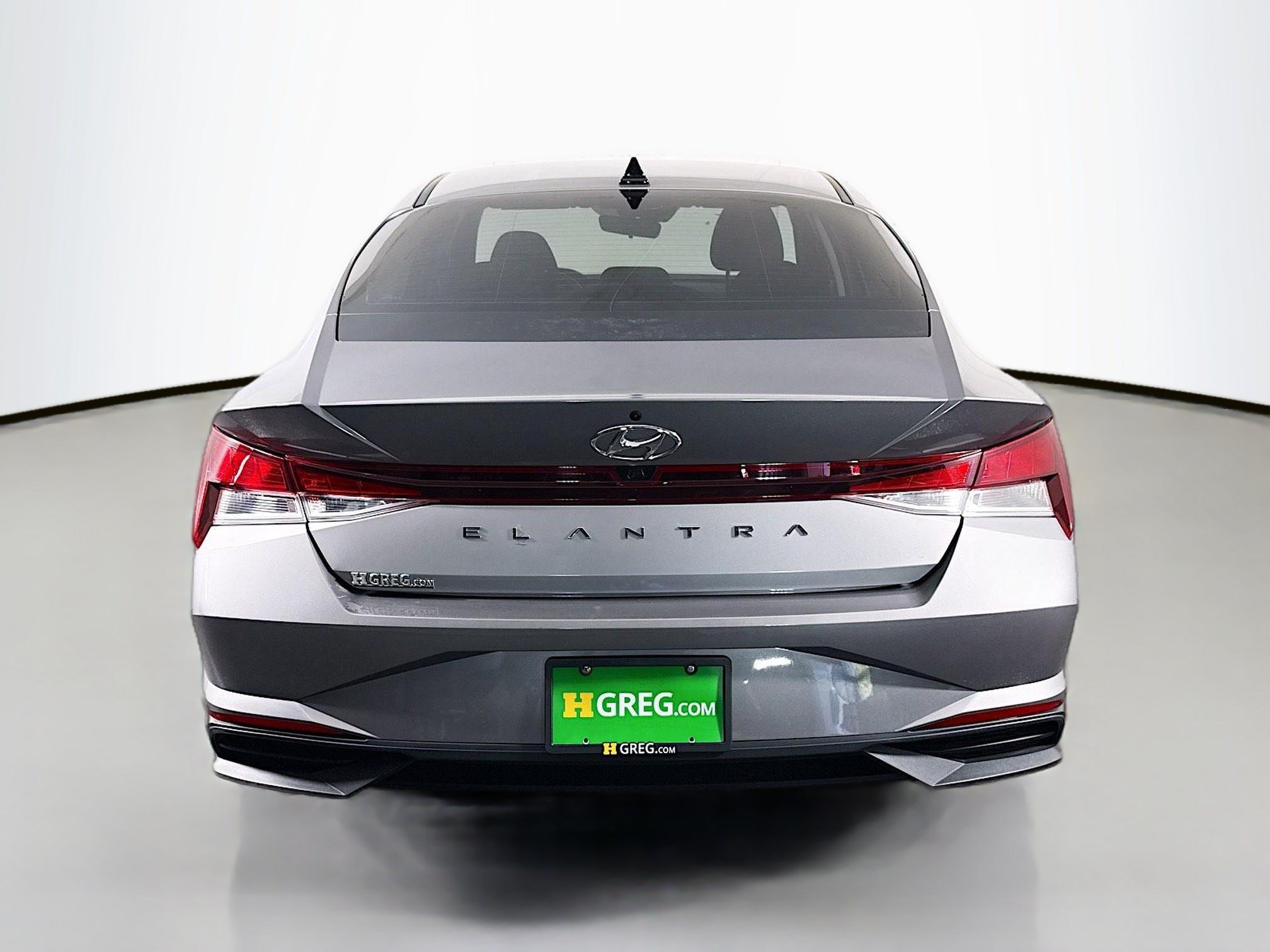 Used 2022 Hyundai Elantra SEL FWD image 8