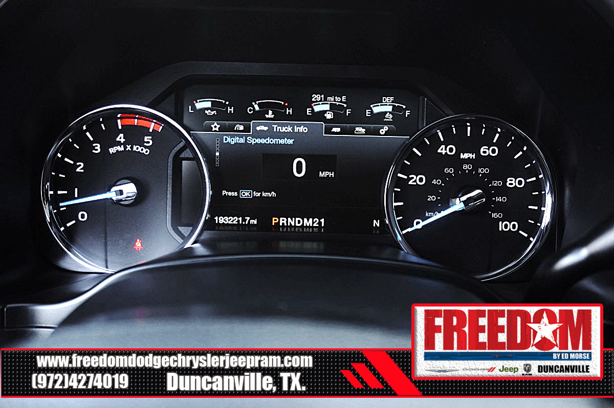 Used 2017 Ford F250 Platinum w/ Platinum Ultimate Package AWD/4WD image 18