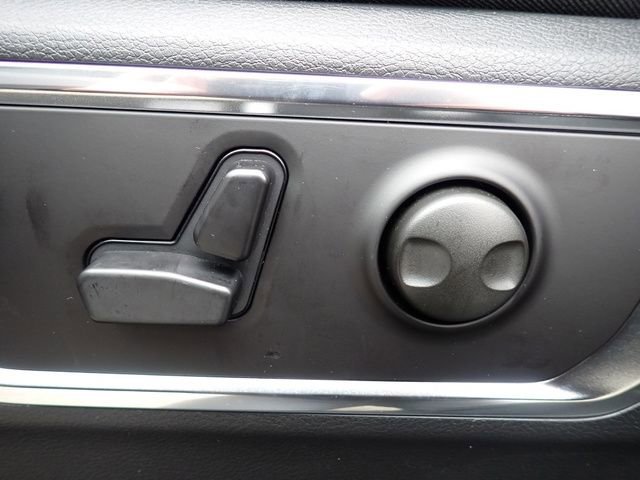 New 2026 RAM 1500 Laramie AWD/4WD image 17