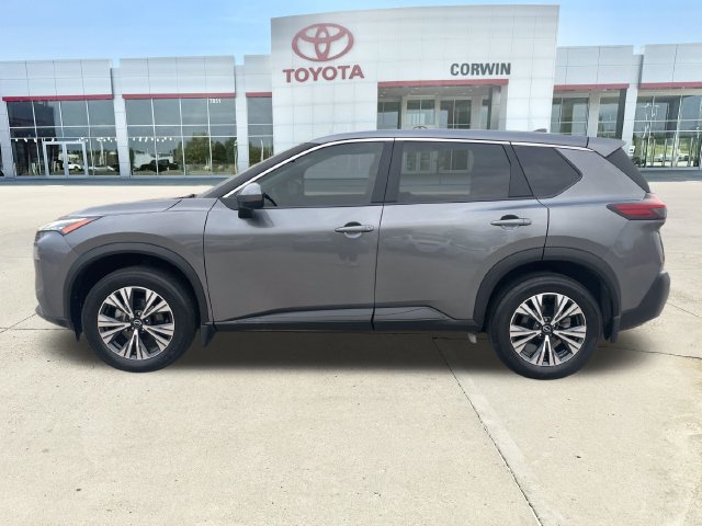 Used 2023 Nissan Rogue SV AWD/4WD image 2