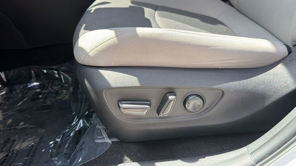 Certified 2025 Toyota RAV4 XLE image 18