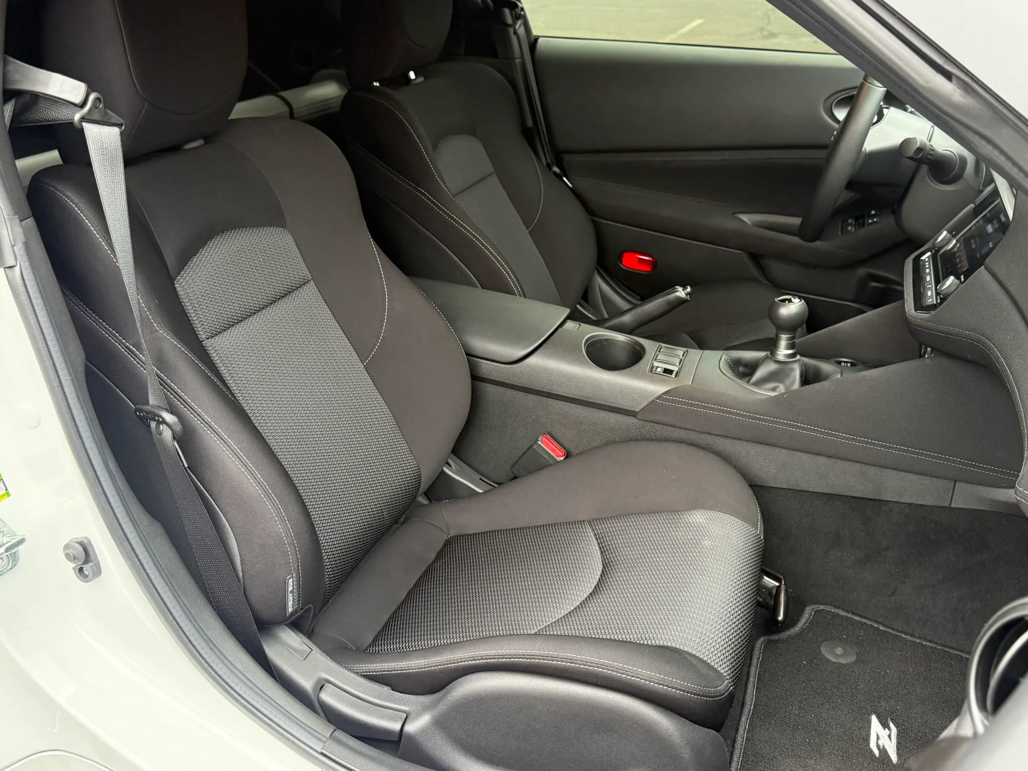 Used 2024 Nissan Z Sport w/ Floor Mat Package RWD image 14
