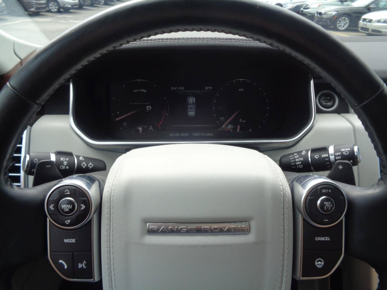 Used 2016 Land Rover Range Rover Supercharged AWD/4WD image 34